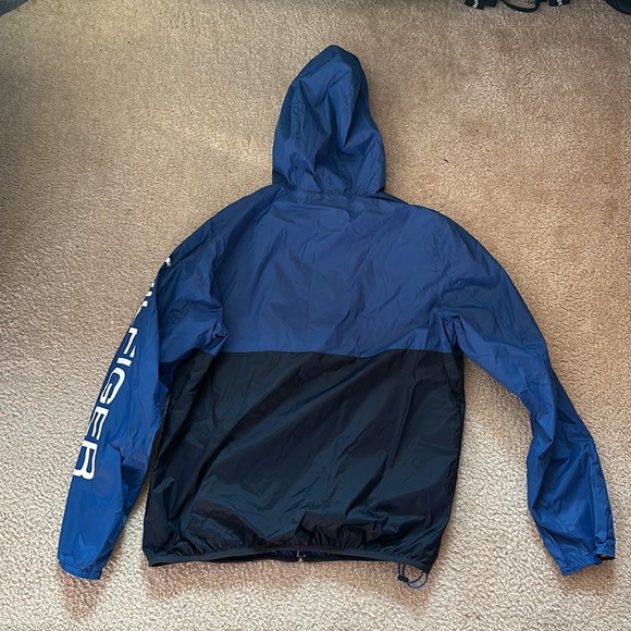 Tommy Hilfiger Zip-up Lightweight Windbreaker/Jacket - Picture 4 of 4